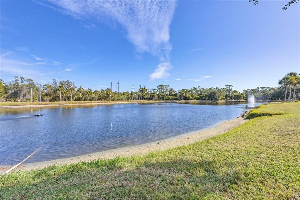 For Sale: $229,900 (2 beds, 2 baths, 1421 Square Feet)