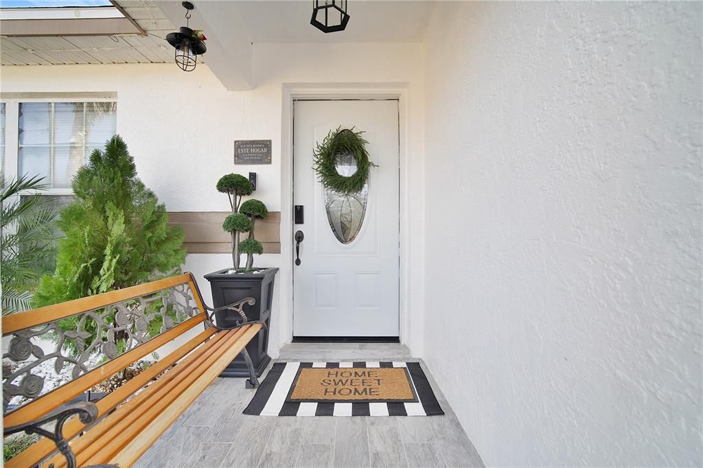 Active With Contract: $255,000 (3 beds, 2 baths, 1658 Square Feet)