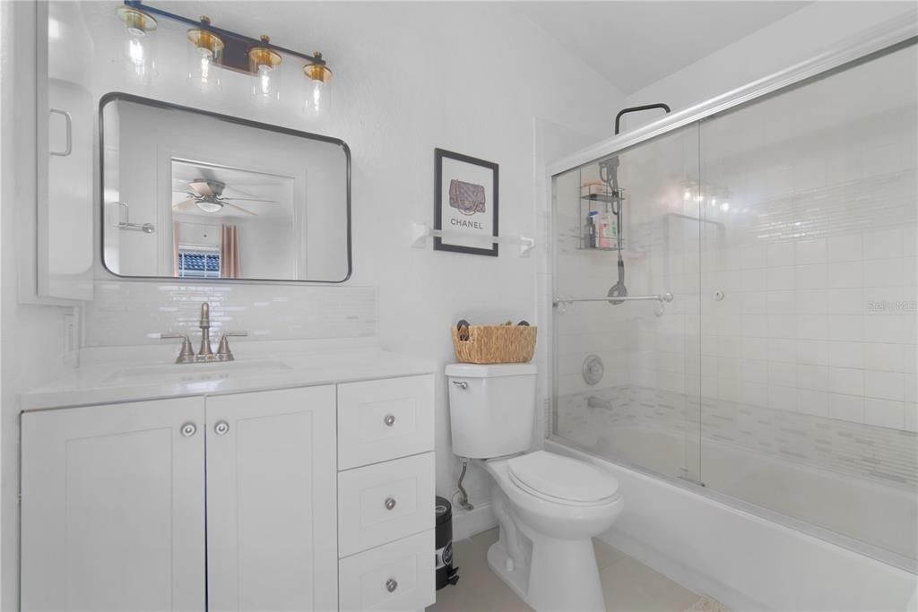 Active With Contract: $255,000 (3 beds, 2 baths, 1658 Square Feet)
