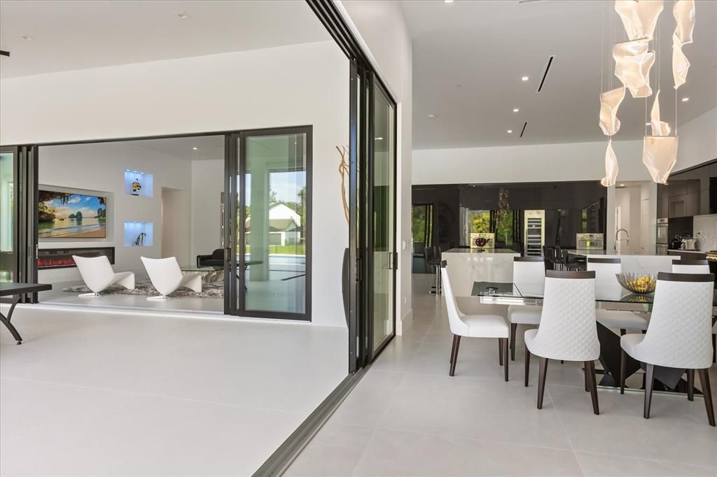 Activo con contrato: $2,400,000 (5 camas, 3 baños, 5359 Pies cuadrados)