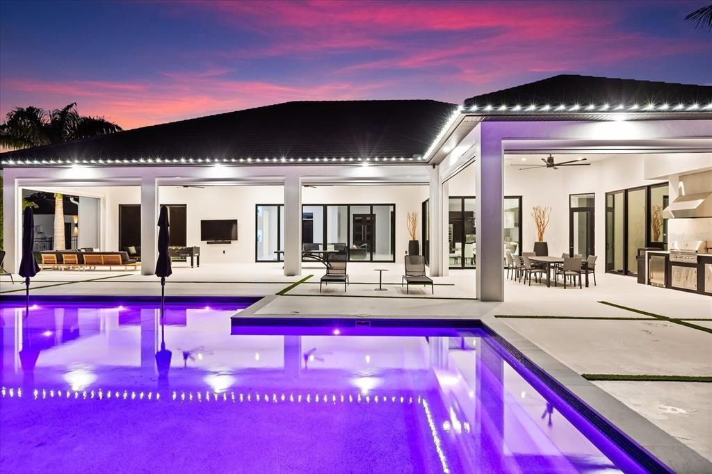 Activo con contrato: $2,400,000 (5 camas, 3 baños, 5359 Pies cuadrados)