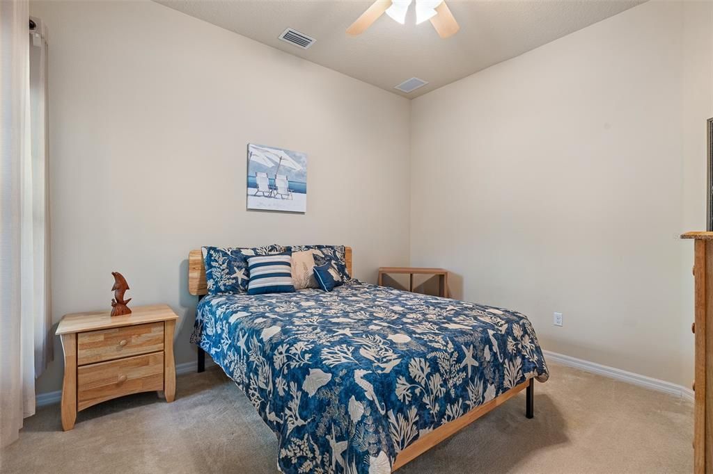 На продажу: $349,900 (2 спален, 2 ванн, 1510 Квадратных фут)