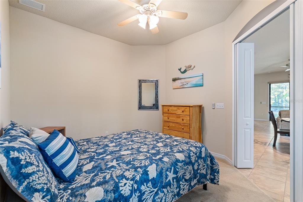 На продажу: $349,900 (2 спален, 2 ванн, 1510 Квадратных фут)