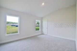 Activo con contrato: $274,400 (4 camas, 2 baños, 1635 Pies cuadrados)