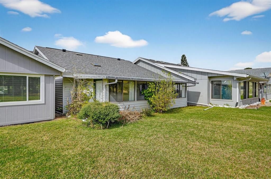 Activo con contrato: $239,000 (2 camas, 2 baños, 1242 Pies cuadrados)