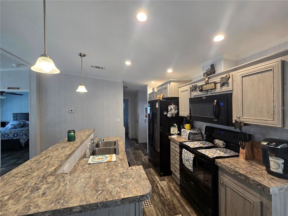 En Venta: $359,900 (2 camas, 2 baños, 1296 Pies cuadrados)