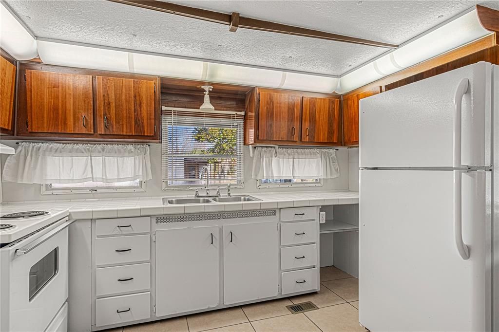 En Venta: $117,000 (2 camas, 1 baños, 634 Pies cuadrados)