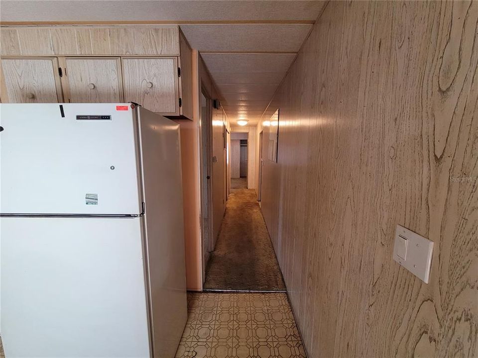 For Sale: $78,000 (2 beds, 1 baths, 784 Square Feet)
