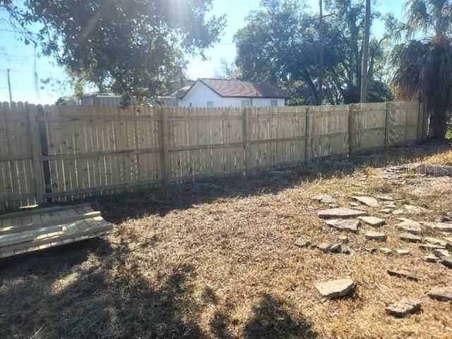 En Venta: $80,000 (0.14 acres)