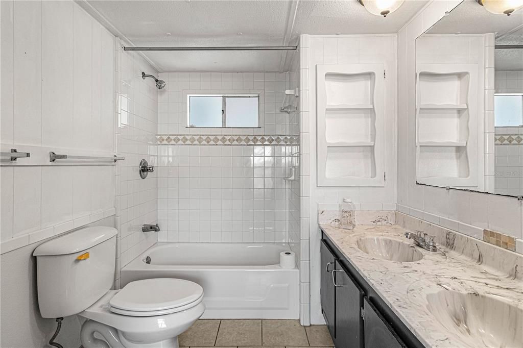 En Venta: $128,000 (2 camas, 1 baños, 834 Pies cuadrados)