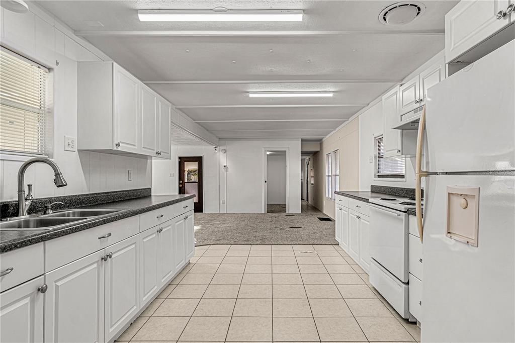 En Venta: $128,000 (2 camas, 1 baños, 834 Pies cuadrados)
