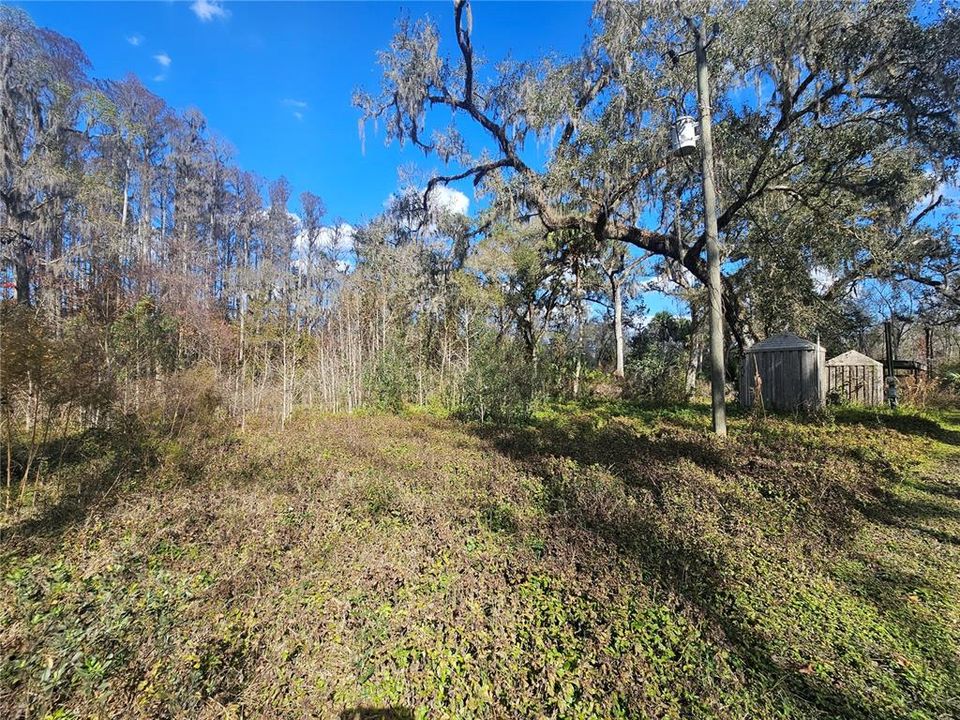 待售: $200,000 (14.10 acres)