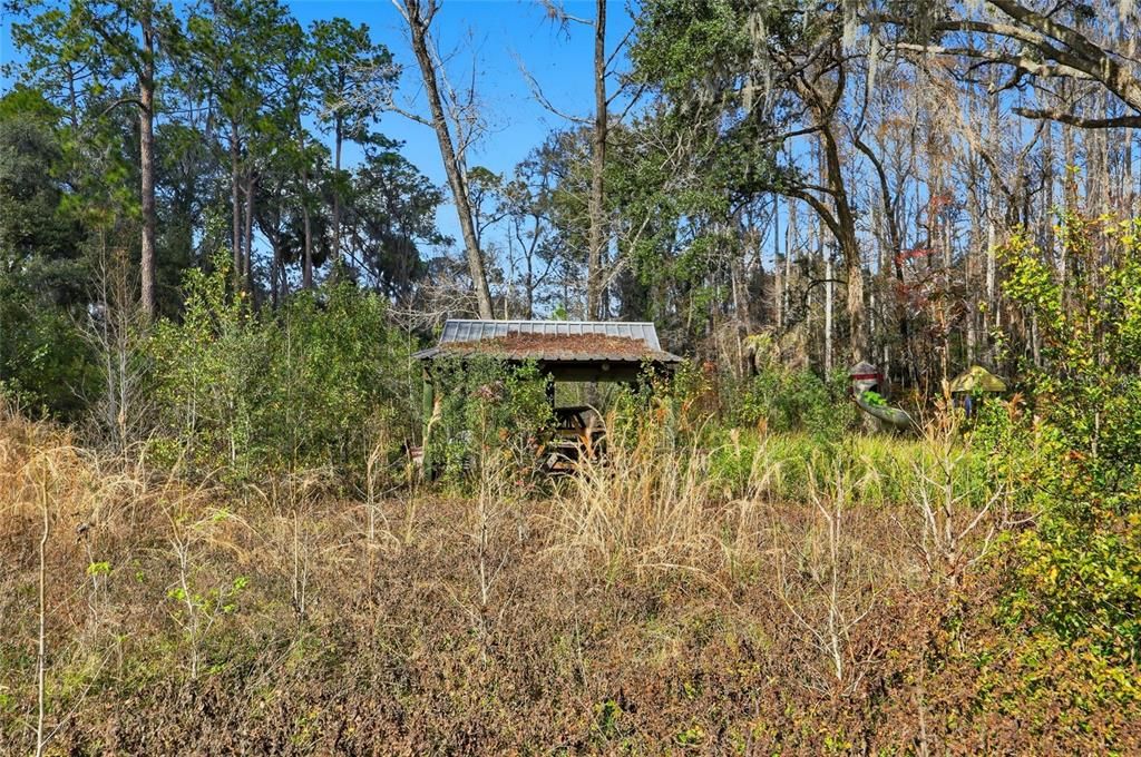 待售: $200,000 (14.10 acres)