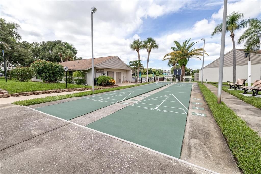 Active With Contract: $1,650 (2 beds, 2 baths, 1036 Square Feet)
