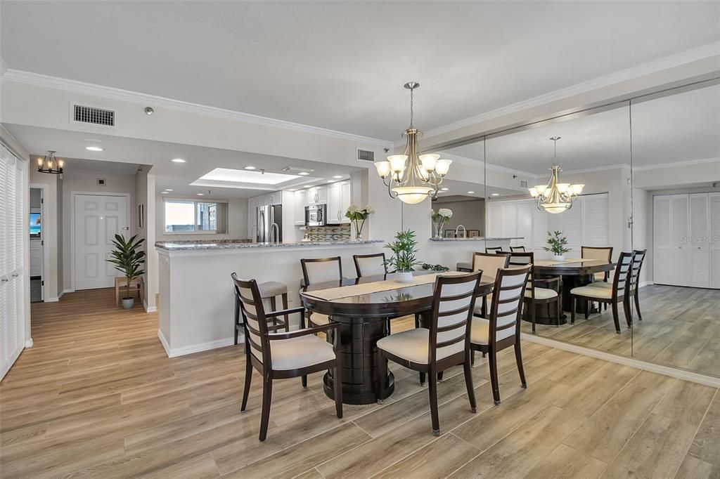 For Sale: $1,395,000 (2 beds, 2 baths, 1569 Square Feet)
