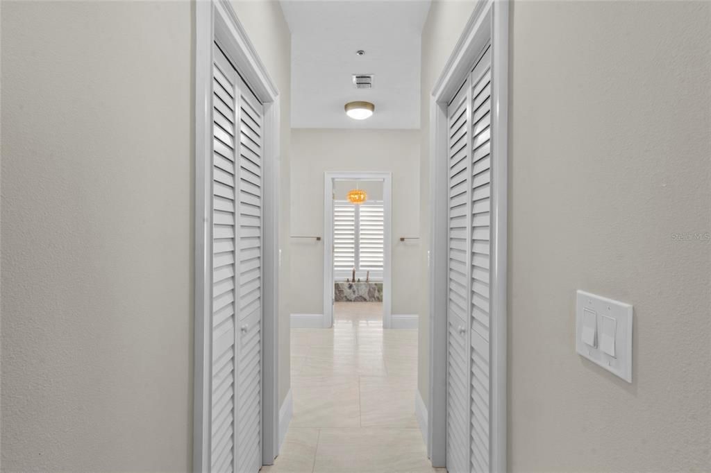 For Sale: $1,420,000 (4 beds, 3 baths, 2880 Square Feet)