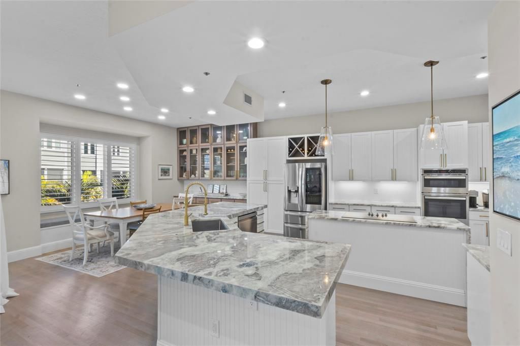 For Sale: $1,420,000 (4 beds, 3 baths, 2880 Square Feet)