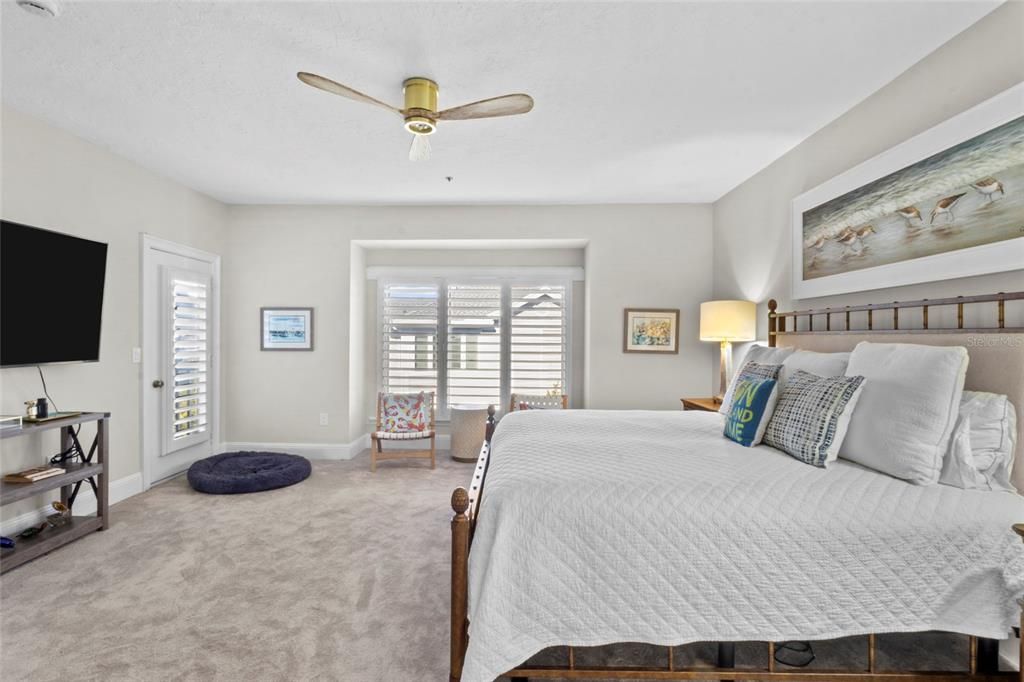 For Sale: $1,420,000 (4 beds, 3 baths, 2880 Square Feet)