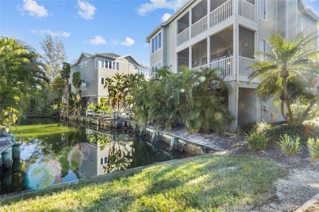 For Sale: $1,420,000 (4 beds, 3 baths, 2880 Square Feet)