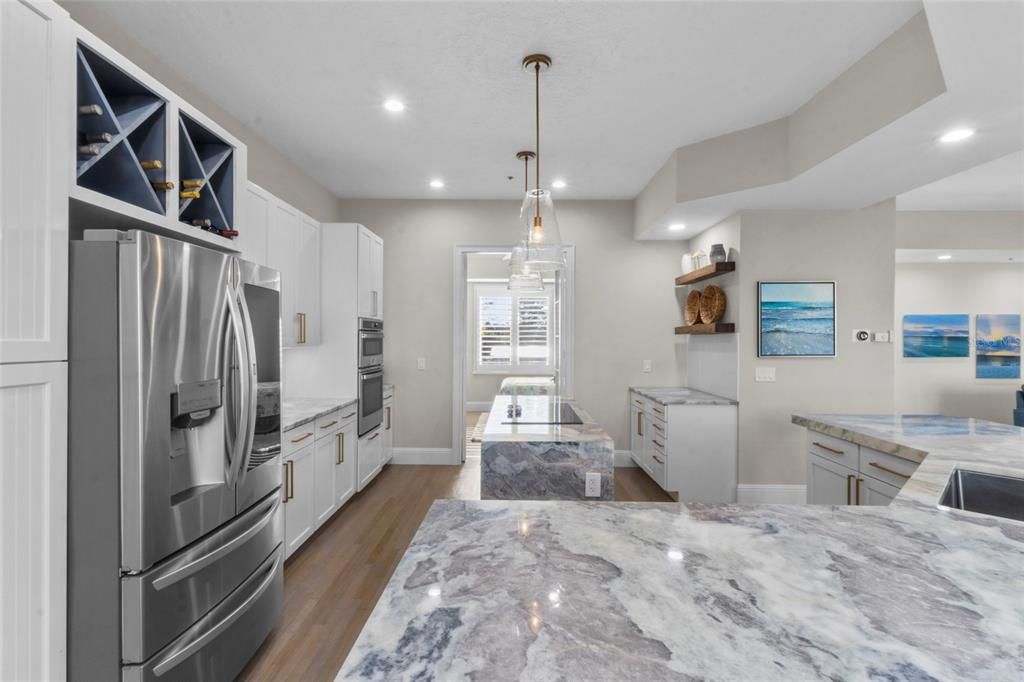 For Sale: $1,420,000 (4 beds, 3 baths, 2880 Square Feet)