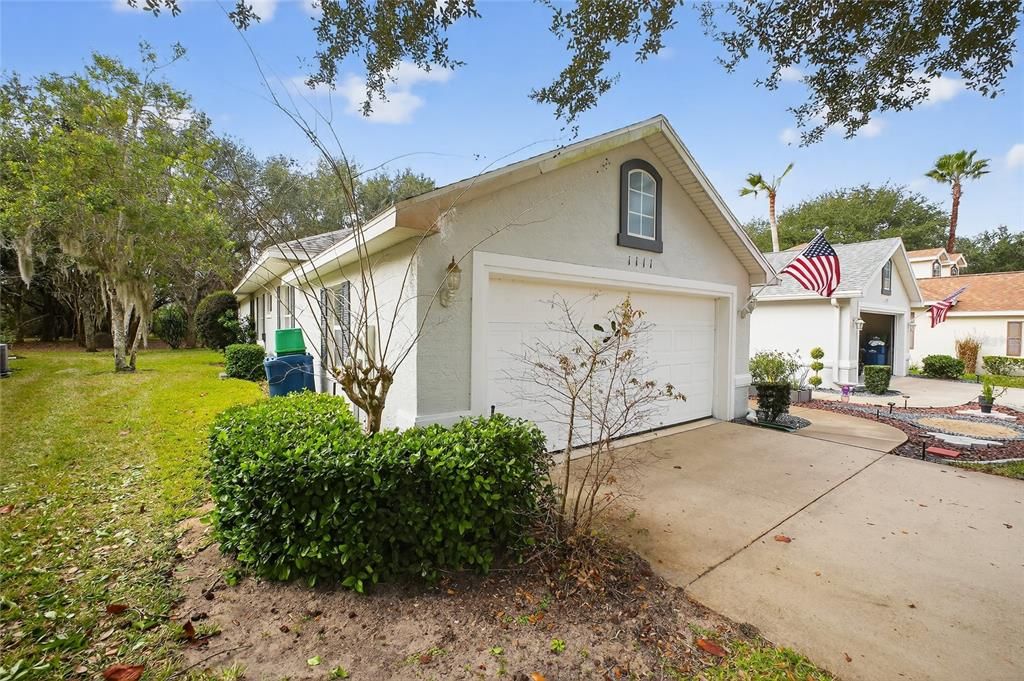 Activo con contrato: $299,900 (3 camas, 2 baños, 1627 Pies cuadrados)