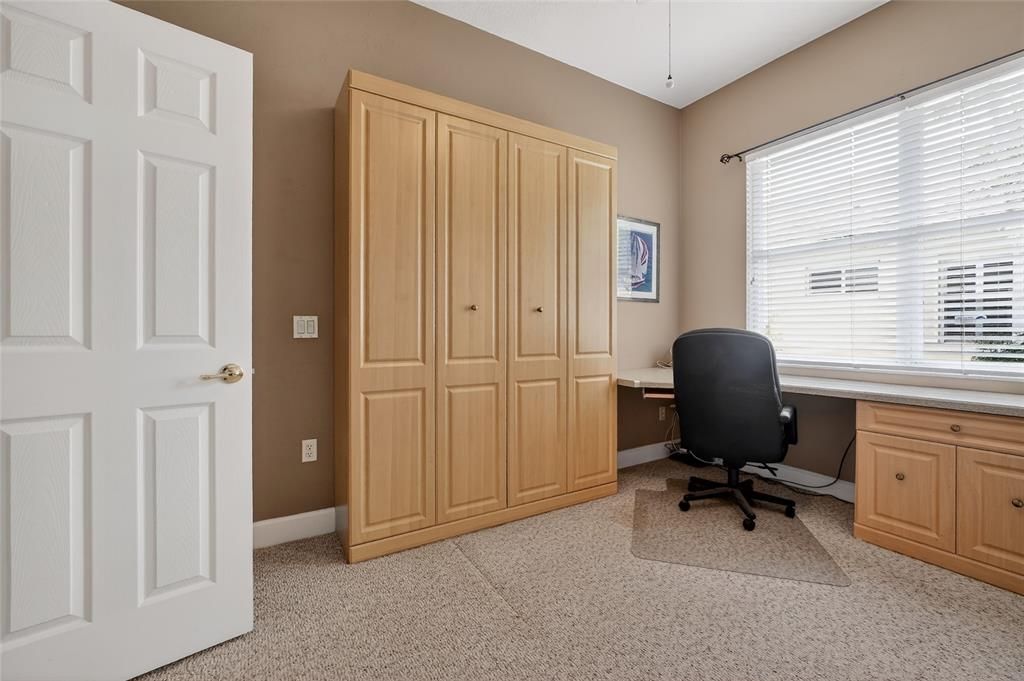 Activo con contrato: $299,900 (3 camas, 2 baños, 1627 Pies cuadrados)