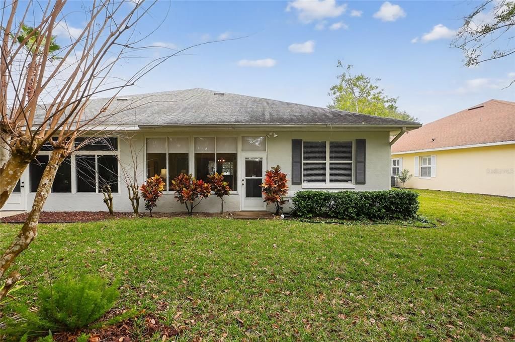 Activo con contrato: $299,900 (3 camas, 2 baños, 1627 Pies cuadrados)