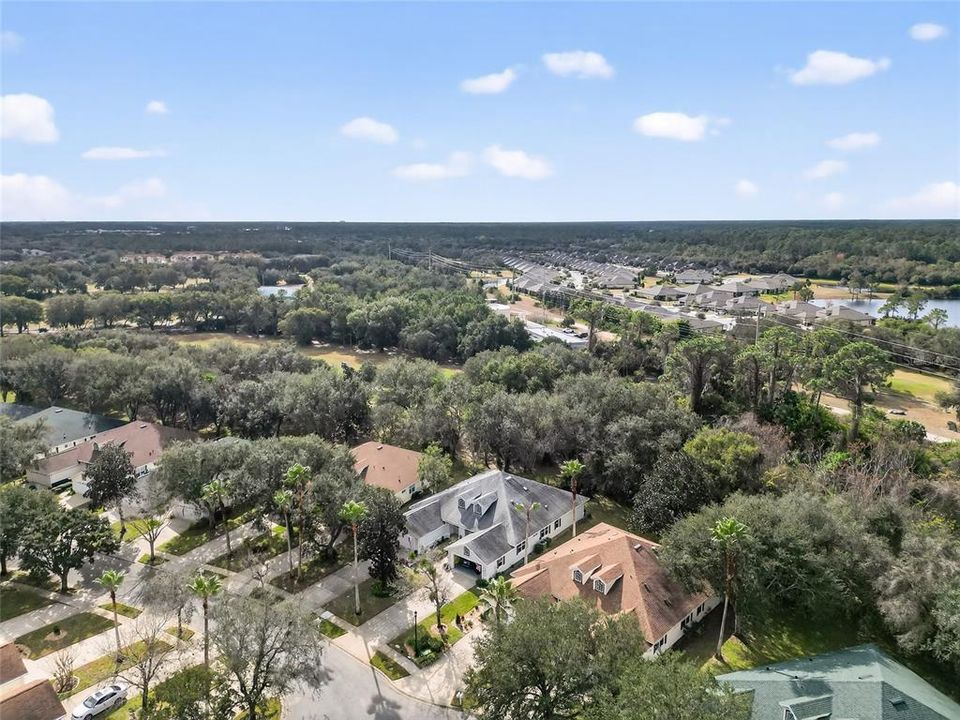 Activo con contrato: $299,900 (3 camas, 2 baños, 1627 Pies cuadrados)