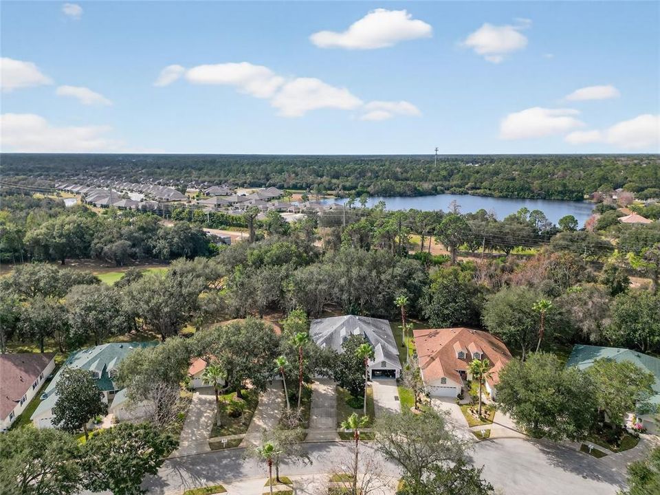 Activo con contrato: $299,900 (3 camas, 2 baños, 1627 Pies cuadrados)