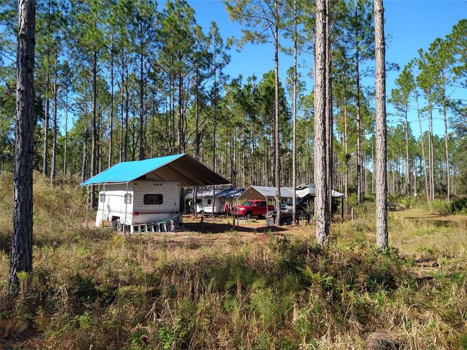 На продажу: $389,000 (50.03 acres)