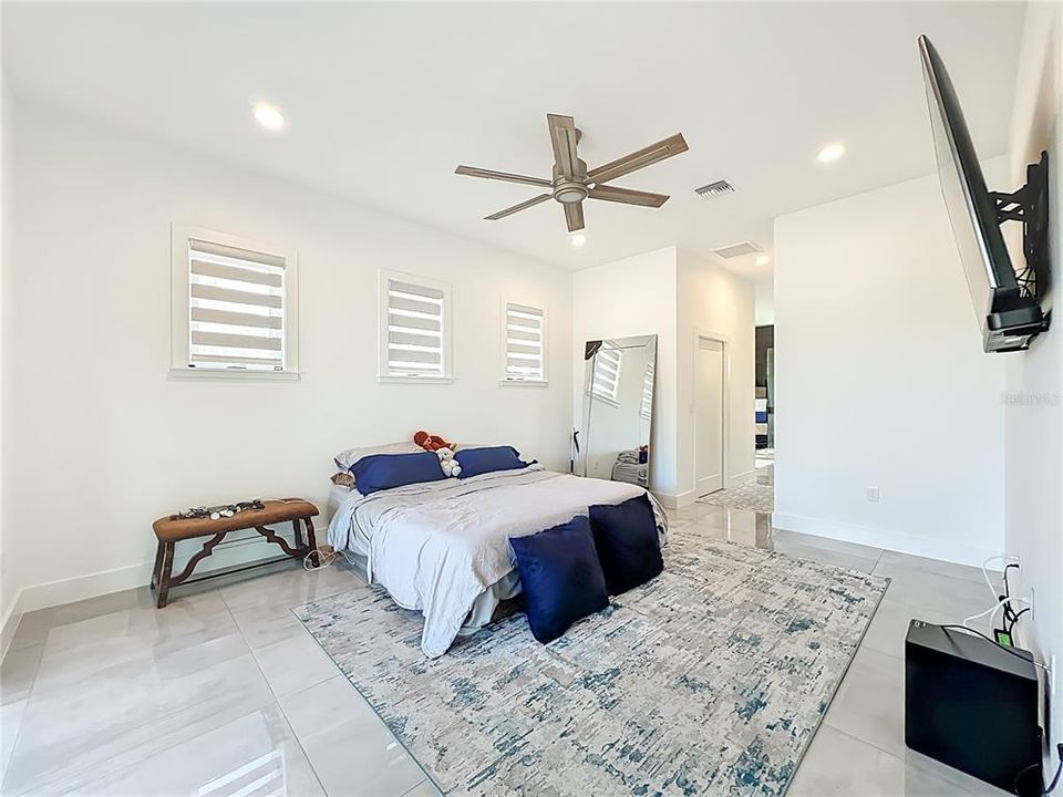 En Venta: $999,999 (5 camas, 4 baños, 3488 Pies cuadrados)