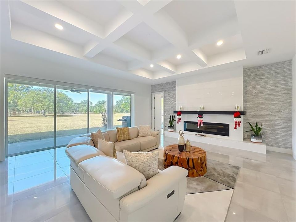 En Venta: $999,999 (5 camas, 4 baños, 3488 Pies cuadrados)