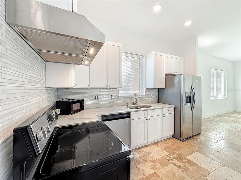 En Venta: $999,999 (5 camas, 4 baños, 3488 Pies cuadrados)