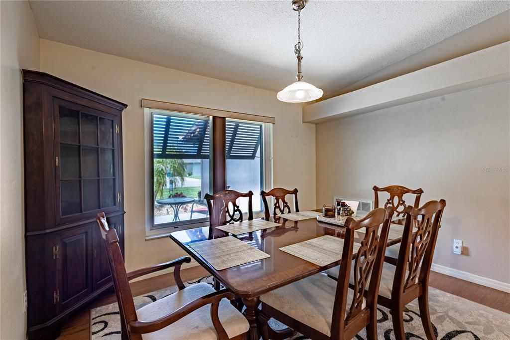 For Sale: $333,500 (3 beds, 2 baths, 2424 Square Feet)