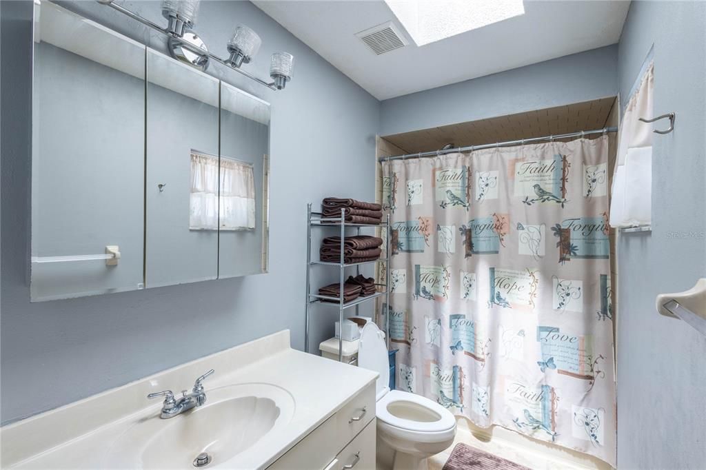 For Sale: $333,500 (3 beds, 2 baths, 2424 Square Feet)