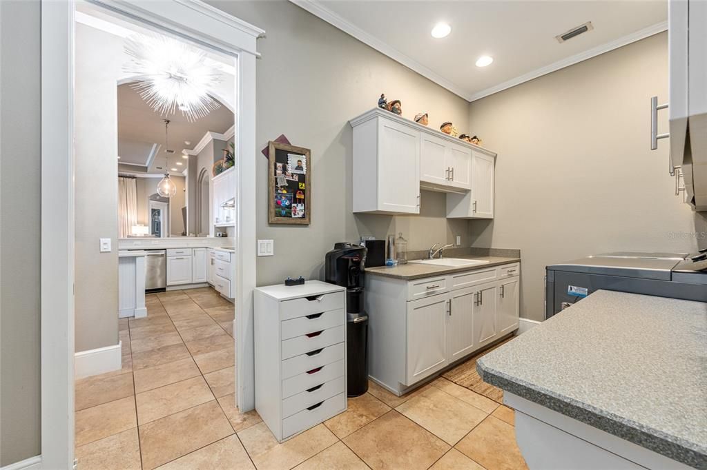 En Venta: $2,195,000 (6 camas, 5 baños, 4795 Pies cuadrados)