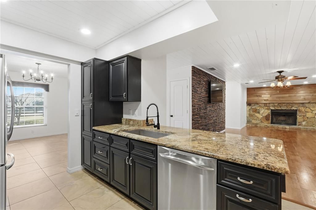 Active With Contract: $530,000 (3 beds, 2 baths, 2045 Square Feet)