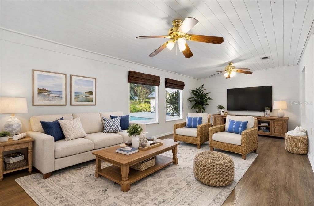 Active With Contract: $530,000 (3 beds, 2 baths, 2045 Square Feet)