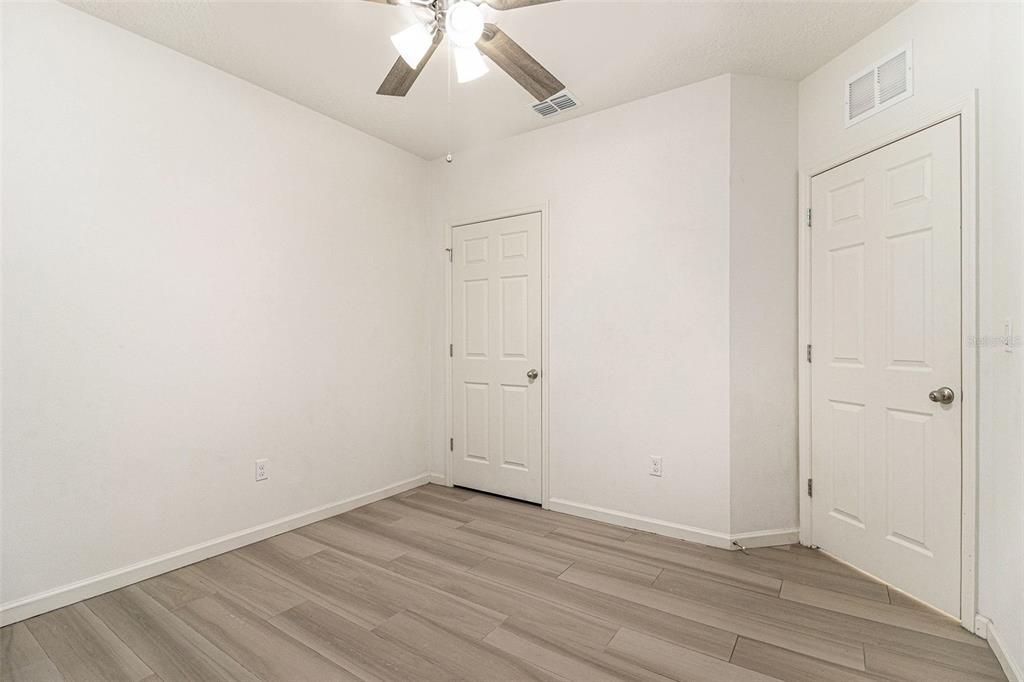 En Venta: $345,000 (3 camas, 2 baños, 1726 Pies cuadrados)