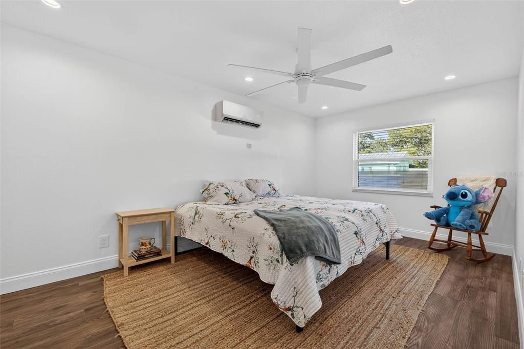 Active With Contract: $989,000 (3 beds, 2 baths, 1945 Square Feet)