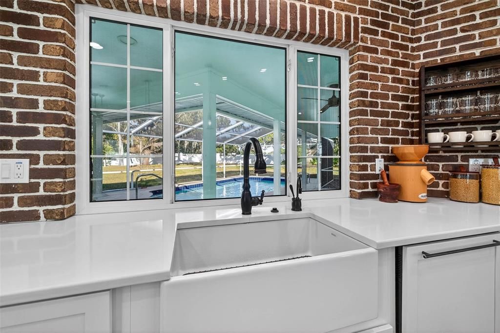 Active With Contract: $989,000 (3 beds, 2 baths, 1945 Square Feet)