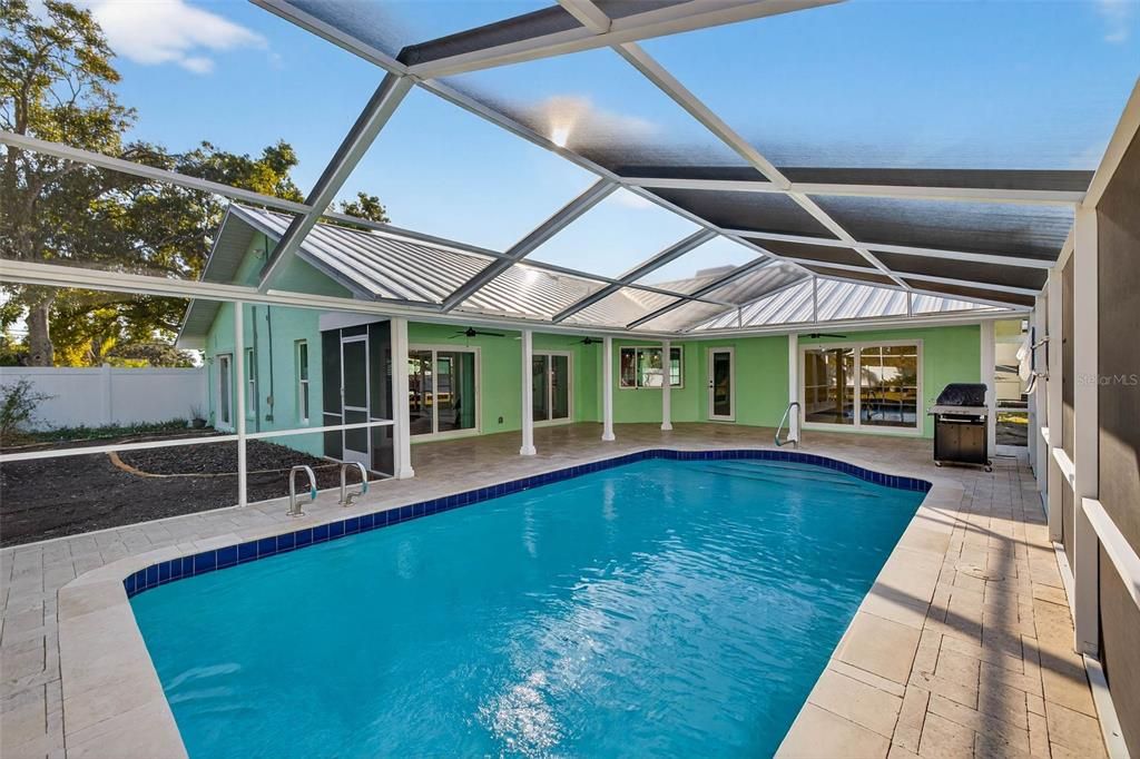 Active With Contract: $989,000 (3 beds, 2 baths, 1945 Square Feet)