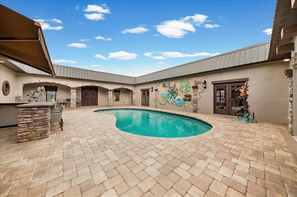 En Venta: $1,399,000 (4 camas, 3 baños, 3368 Pies cuadrados)