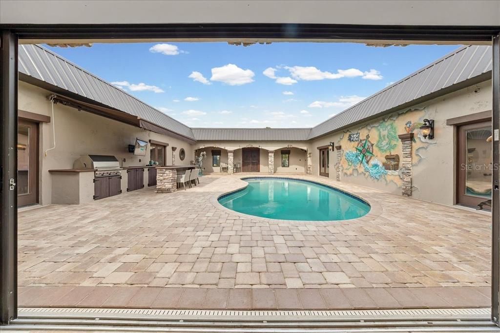 En Venta: $1,399,000 (4 camas, 3 baños, 3368 Pies cuadrados)