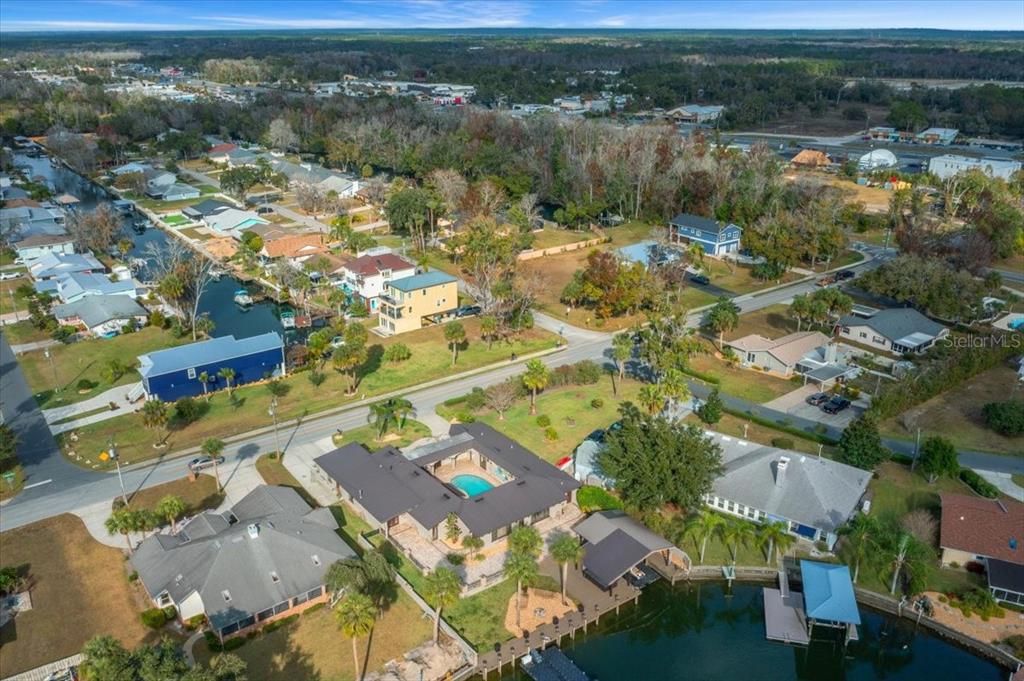 En Venta: $1,399,000 (4 camas, 3 baños, 3368 Pies cuadrados)