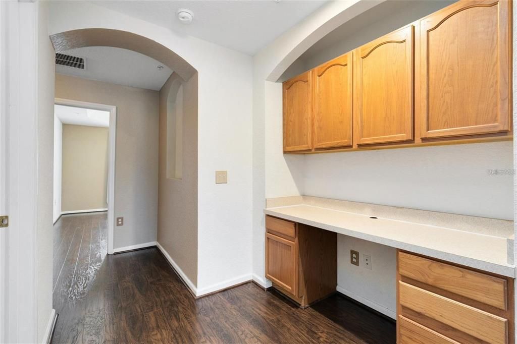 En Venta: $359,000 (3 camas, 2 baños, 1877 Pies cuadrados)