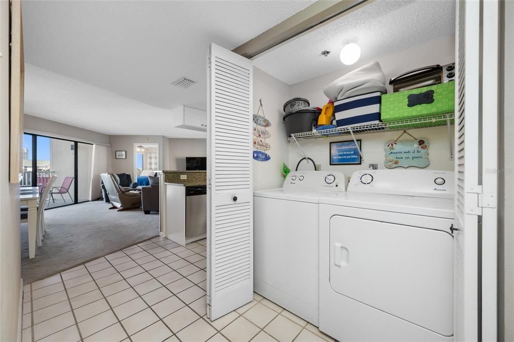 En Venta: $698,000 (2 camas, 2 baños, 1200 Pies cuadrados)