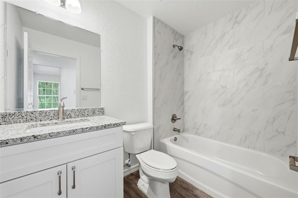 For Sale: $233,000 (3 beds, 2 baths, 1270 Square Feet)