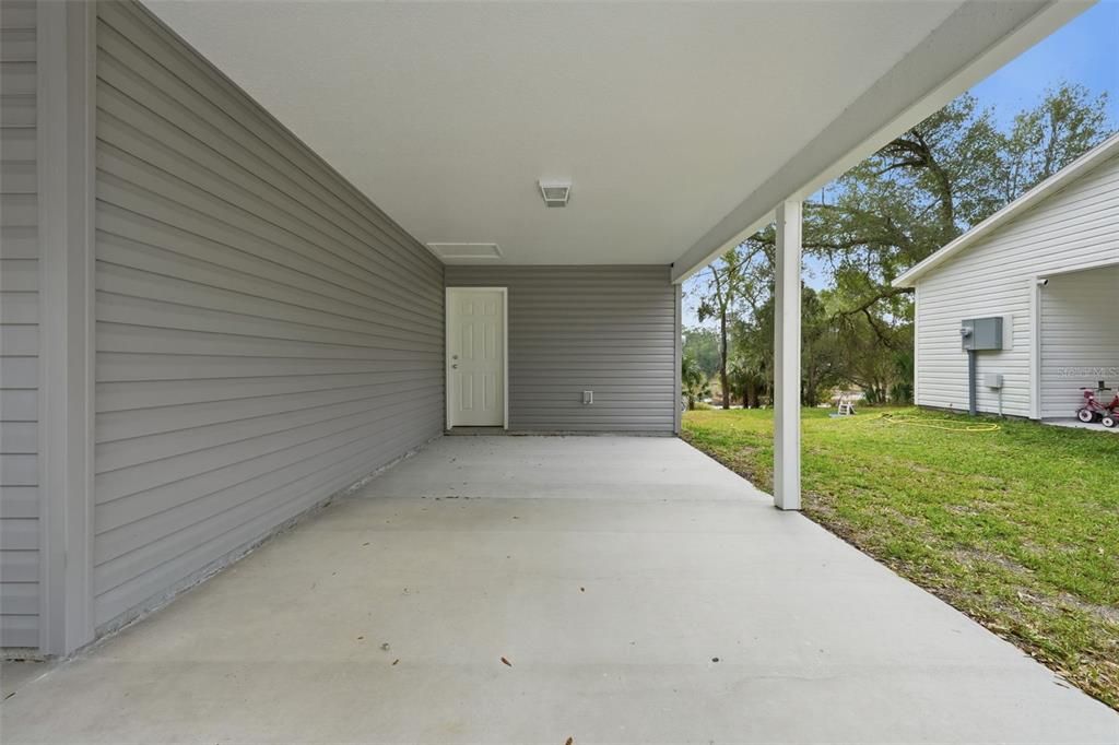 For Sale: $233,000 (3 beds, 2 baths, 1270 Square Feet)