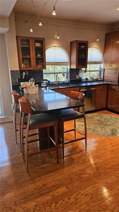 На продажу: $34,500 (0 спален, 0 ванн, 1500 Квадратных фут)